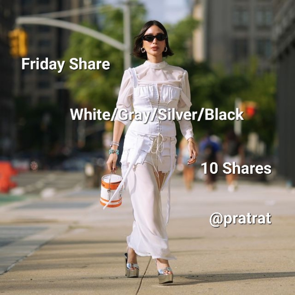 Sign Up Fri 6/5🖤Black/ White Share🖤Share 3🖤